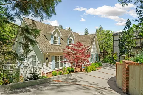 1027 Pintail Cir, Lake Arrowhead, CA 92352