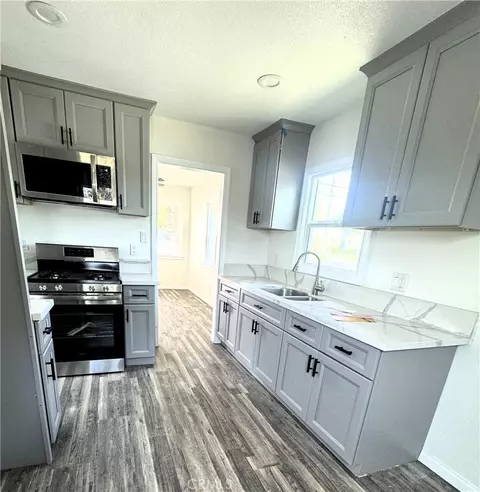 Kitchen - 390 N 4th St, Colton, CA 92324 photo 1 of 3