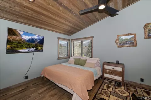 Bedroom - 41940 Centre Ct, Big Bear Lake, CA 92315 photo 9 of 10