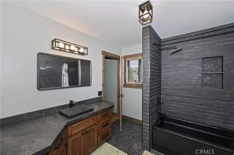 Bath - 41940 Centre Ct, Big Bear Lake, CA 92315 photo 5 of 5