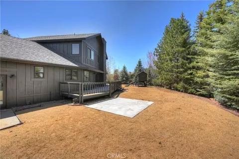 Exterior - 41940 Centre Ct, Big Bear Lake, CA 92315 photo 3 of 11