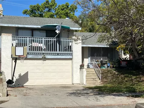 3641 Esther, Long Beach, CA 90804