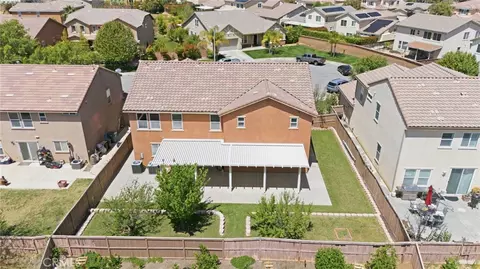 View/Area - 1447 Daffodil Way, Beaumont, CA 92223 photo 4 of 9