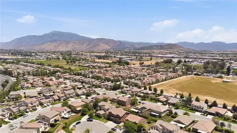 View/Area - 1447 Daffodil Way, Beaumont, CA 92223 photo 7 of 9