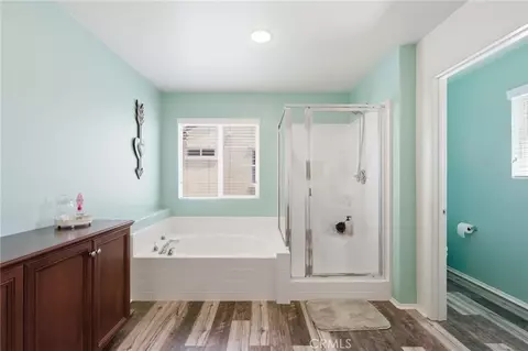 Bath - 1447 Daffodil Way, Beaumont, CA 92223 photo 1 of 1