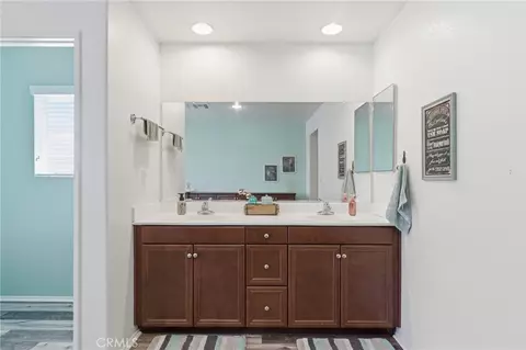 Entry Way - 1447 Daffodil Way, Beaumont, CA 92223 photo 4 of 6