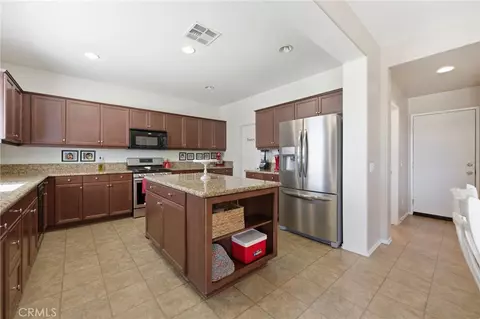 Kitchen - 1447 Daffodil Way, Beaumont, CA 92223 photo 1 of 4