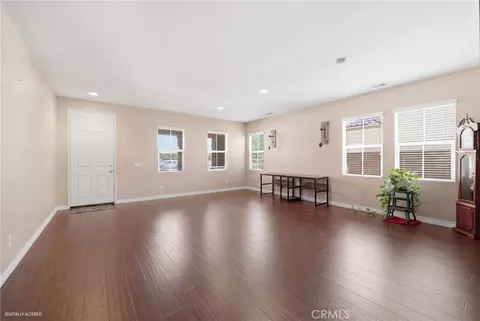 Living - 1447 Daffodil Way, Beaumont, CA 92223 photo 2 of 9