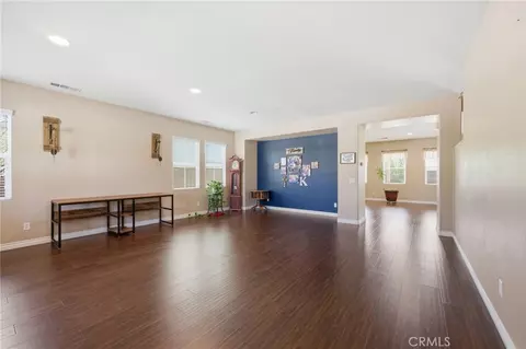 Living - 1447 Daffodil Way, Beaumont, CA 92223 photo 3 of 9