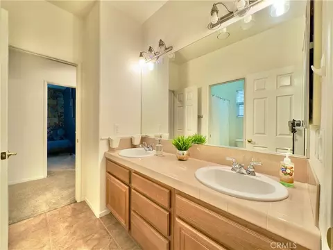 Bath - 11265 Runyan, Beaumont, CA 92223 photo 2 of 10