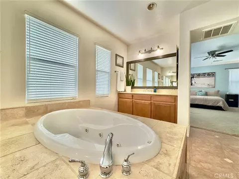 Bath - 11265 Runyan, Beaumont, CA 92223 photo 7 of 10