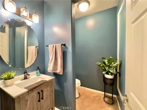 Bath - 11265 Runyan, Beaumont, CA 92223 photo 2 of 10