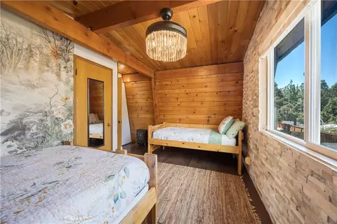 Bedroom - 445 Elysian Blvd, Big Bear City, CA 92314 photo 4 of 5