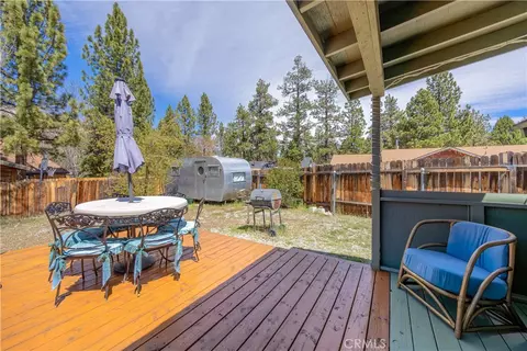 Exterior - 445 Elysian Blvd, Big Bear City, CA 92314 photo 4 of 6