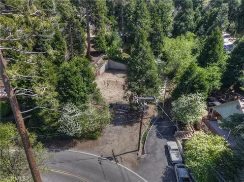 29053 Hook Creek Rd, Cedar Glen, CA 92321 photo 4