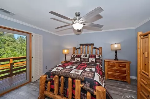 Bedroom - 1056 Fiden Ct, Crestline, CA 92325 photo 3 of 5