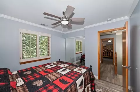 Bedroom - 1056 Fiden Ct, Crestline, CA 92325 photo 2 of 5