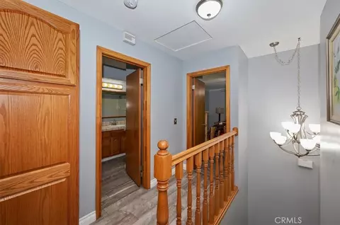 Entry Way - 1056 Fiden Ct, Crestline, CA 92325 photo 1 of 2