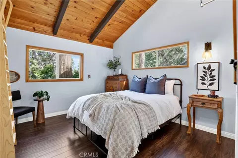 Bedroom - 176 Fir Ter, Cedar Glen, CA 92321 photo 1 of 10