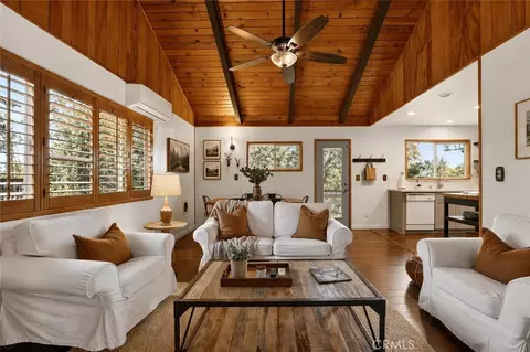 176 Fir Ter, Cedar Glen, CA 92321