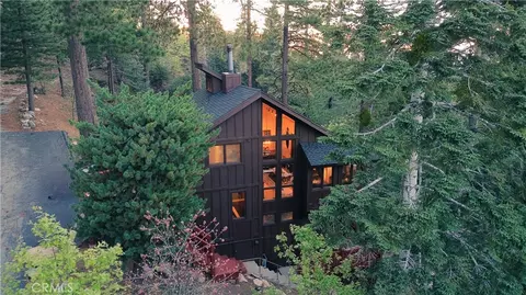 274 N Fairway, Lake Arrowhead, CA 92352