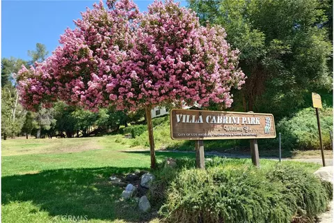 7802 Via Tortona, Burbank, CA 91504