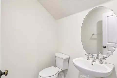 Bath - 4183 Via Napoli, Montclair, CA 91763 photo 1 of 6