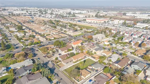 1243 E St, Corona, CA 92882 photo 17