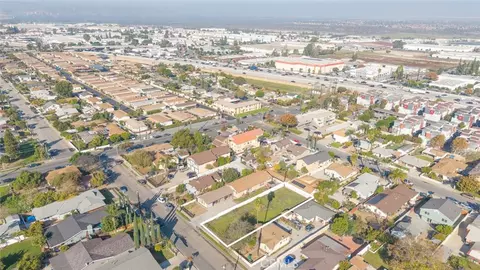 1243 E St, Corona, CA 92882 photo 16