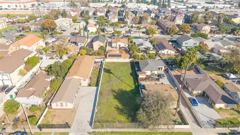 1243 E St, Corona, CA 92882 photo 5