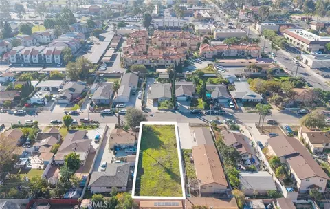 1243 E St, Corona, CA 92882 photo 10
