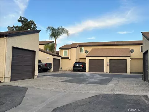 274 Parkview Pl, Lake Elsinore, CA 92530