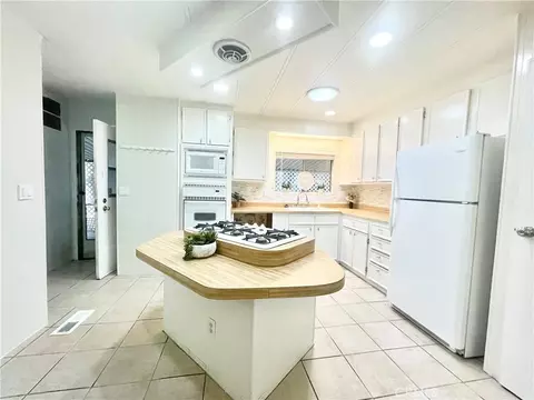 4040 Piedmont, Highland, CA 92346