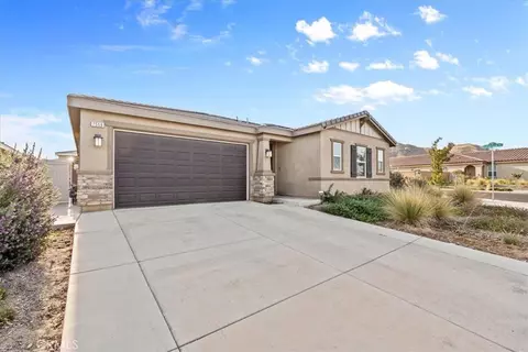 Exterior - 7558 Baerss Rd, Riverside, CA 92507 photo 3 of 7