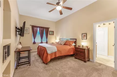 Bedroom - 24380 Horst, Crestline, CA 92325 photo 2 of 6
