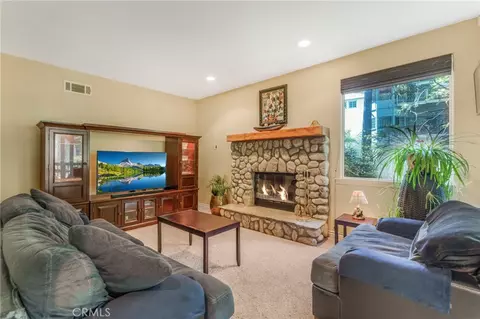 Living - 24380 Horst, Crestline, CA 92325 photo 2 of 3