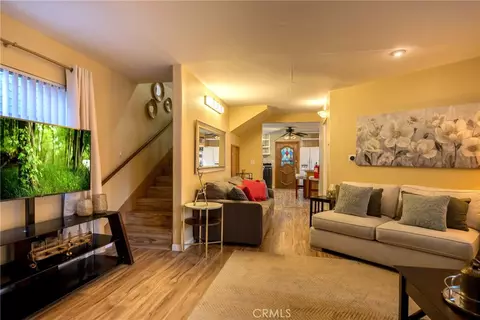 Living - 351 Pine Ln, Sugarloaf, CA 92386 photo 3 of 4