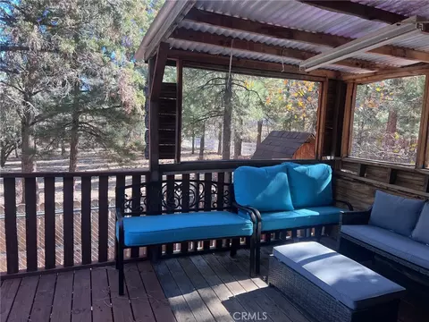 Exterior - 351 Pine Ln, Sugarloaf, CA 92386 photo 5 of 6
