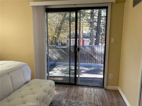 Bedroom - 351 Pine Ln, Sugarloaf, CA 92386 photo 8 of 8