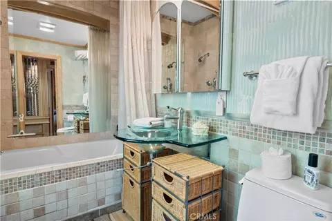 Bath - 845 Menlo, Big Bear Lake, CA 92315 photo 1 of 1