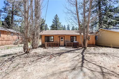 1014 Peter Ave, Big Bear City, CA 92314
