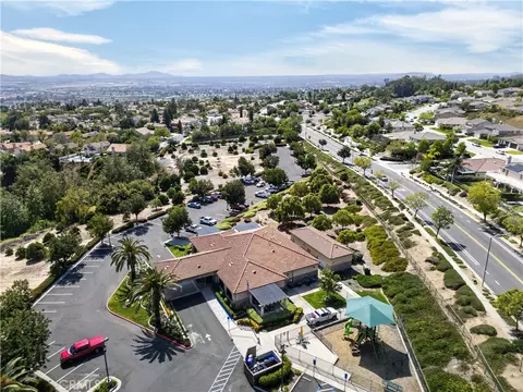 View/Area - 29115 Whitegate, Highland, CA 92346 photo 5 of 12