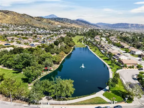 View/Area - 29115 Whitegate, Highland, CA 92346 photo 3 of 12