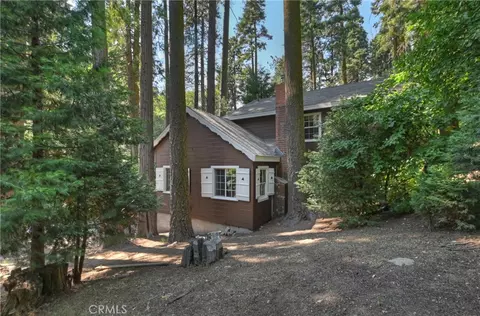 Exterior - 691 Cottage Grove Rd, Lake Arrowhead, CA 92352 photo 7 of 7