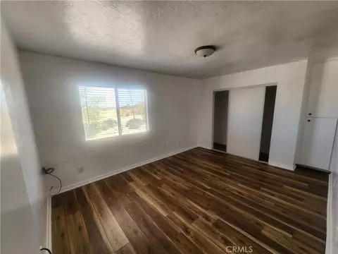 Bedroom - 1050 Alta Ave, Landers, CA 92285 photo 2 of 2