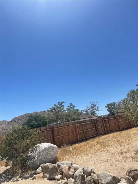 0 000, Morongo Valley, CA 92256 photo 3