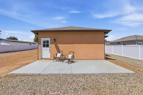 Exterior - 3038 2nd, Norco, CA 92860 photo 6 of 8