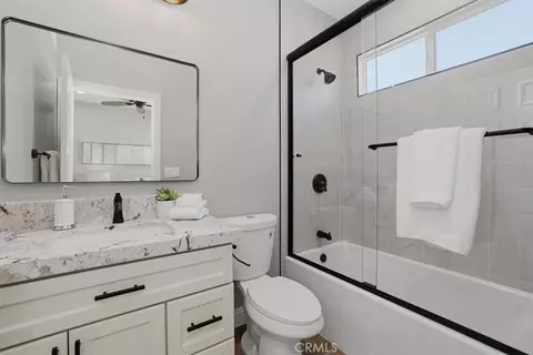 Bath - 3038 2nd, Norco, CA 92860 photo 6 of 7