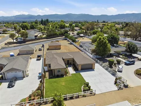 View/Area - 3038 2nd, Norco, CA 92860 photo 4 of 7