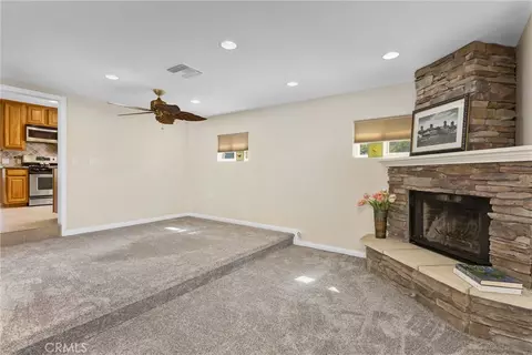 Living - 546 North Pl, Redlands, CA 92373 photo 6 of 11